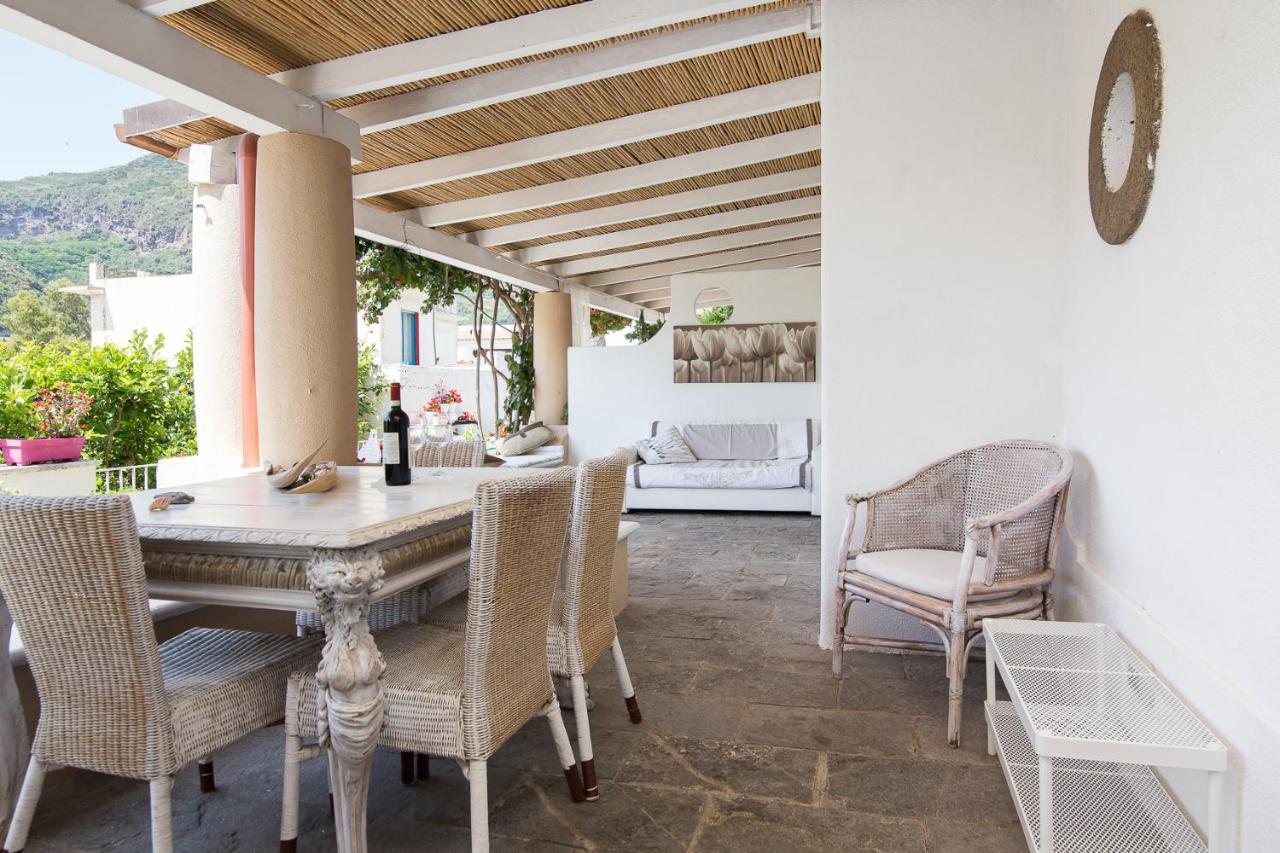 Villa Sea Rose Lípara Exterior foto